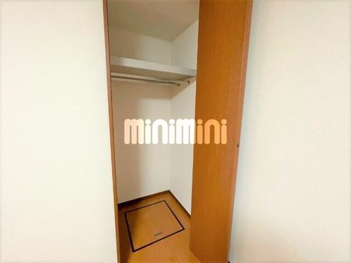 ブランドール余野の内装