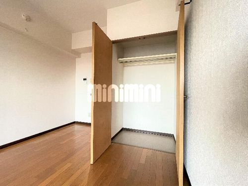 プロビデンス桜山の内装
