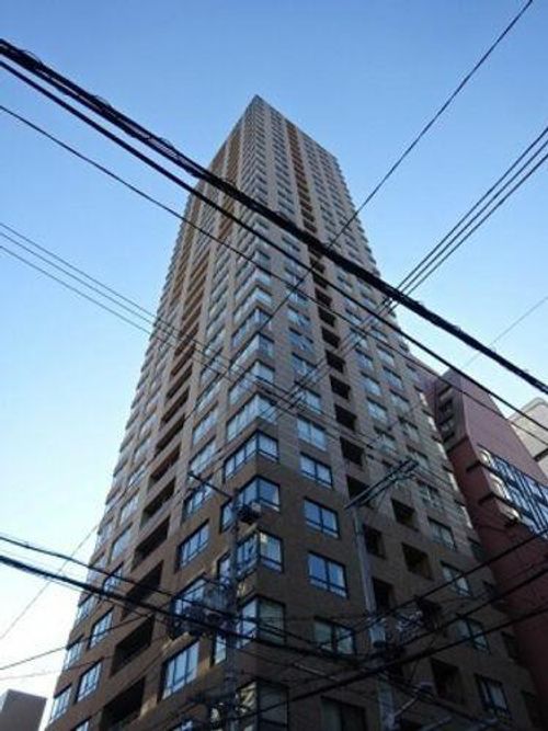アーバンライフ御堂筋本町タワーの外観