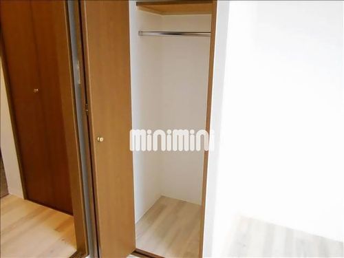 グローバル12の内装