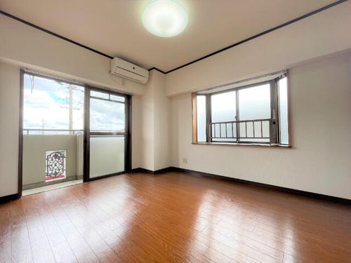 パラサンピア Ⅰの居間