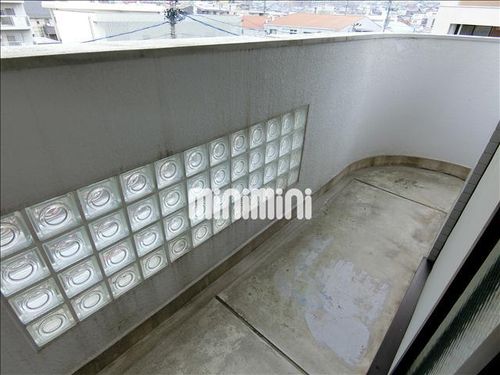 PROXY SQUARE 植田西の内装