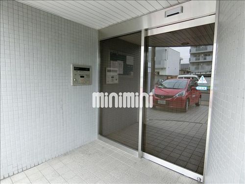 PROXY SQUARE 植田西の玄関