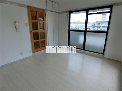 PROXY SQUARE 植田西の居間