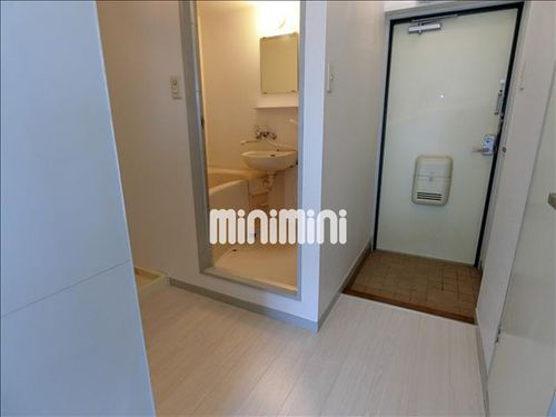 PROXY SQUARE 植田西の玄関