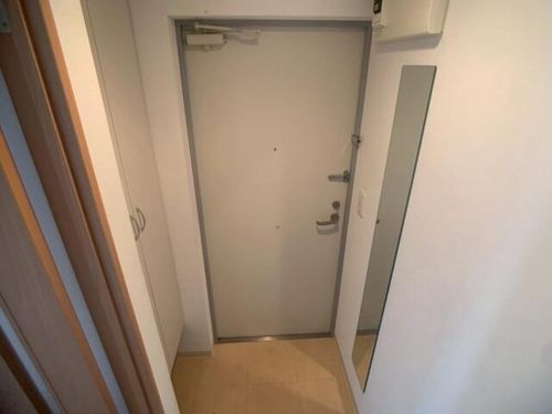 北海道札幌市中央区北四条西22丁目(マンション)の賃貸物件の玄関