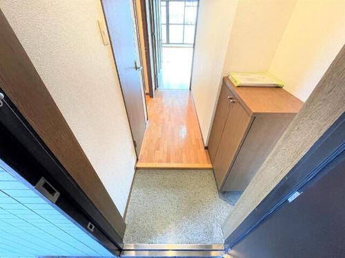 COMFORT広路の玄関