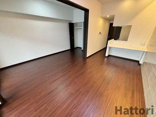 ディームス福島の居間