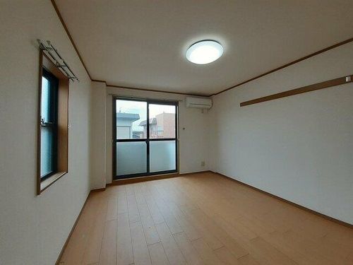 フレーシュ西春の居間