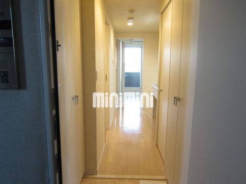 ラ・ヴィ・アン・ローズの玄関