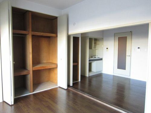 グリーンハイツ新道の居間