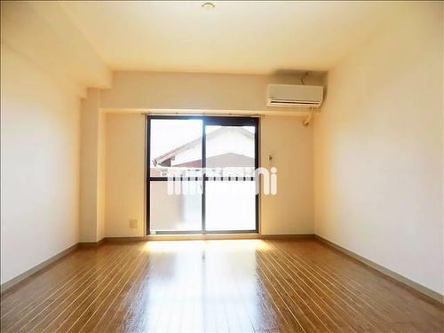 エスポワール猿投の居間