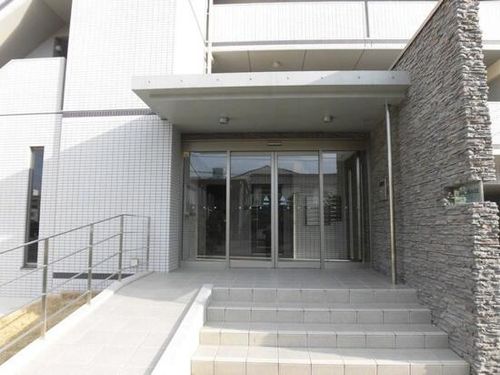 ヴァンドゥーズの玄関