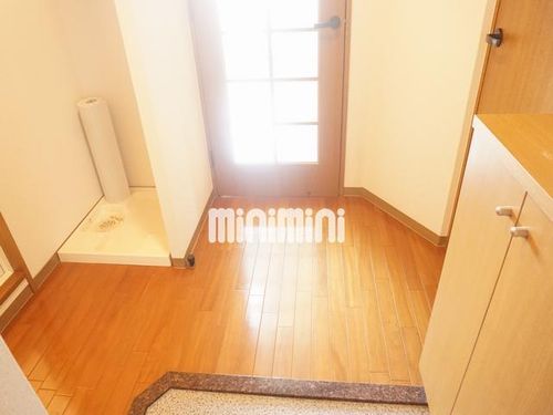 グレイス吹上の玄関