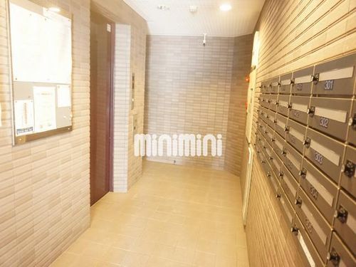 グレイス吹上の玄関