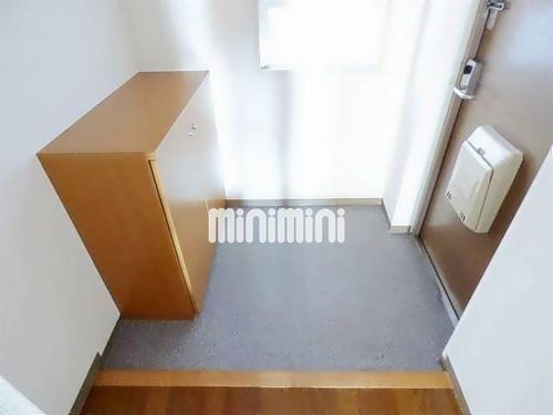 アーバンドエル庄内通の玄関