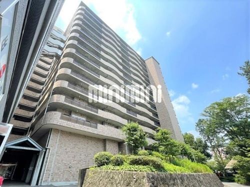 アーバンドエル八事石坂の外観