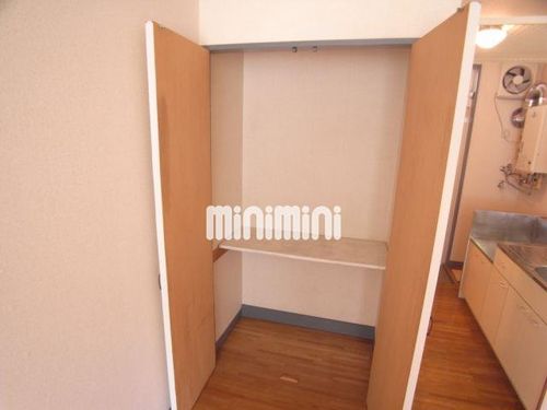 エステートピア栄の内装