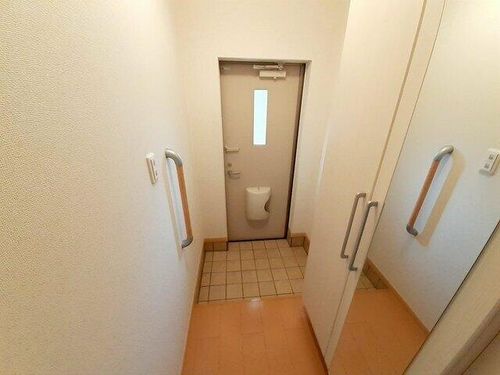 セレーノ カーサの玄関