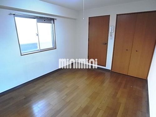 川名ミルキーウェイの居間