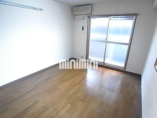 川名ミルキーウェイの居間