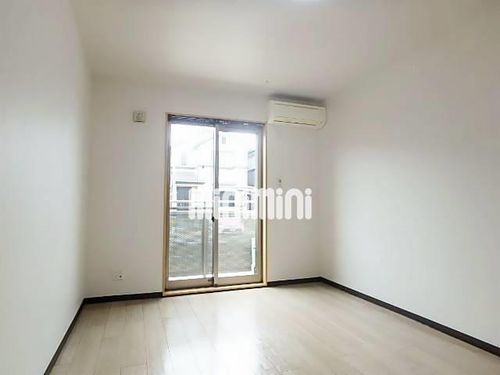 グレース不二ガ丘の居間