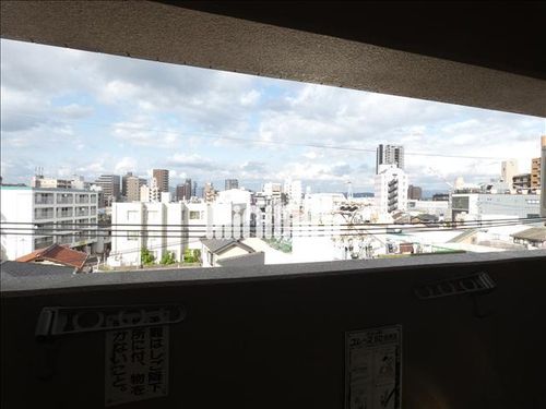 フォレスタ上条の内装