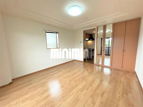 サンハイツの居間