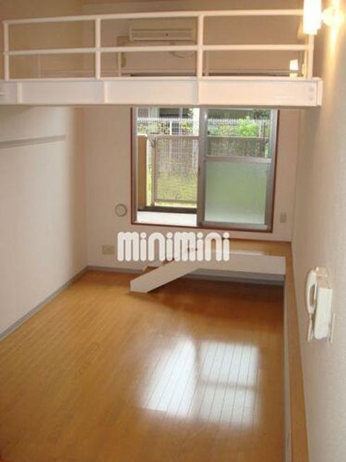 ユメックス-10の居間