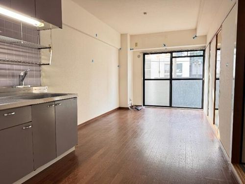 フローレンス吉田の内装