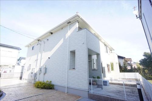 アイリス河原畑の外観