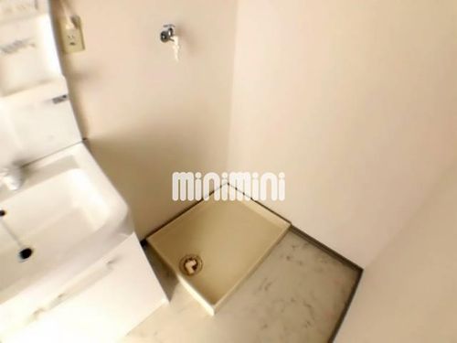 ムーニーナリタの内装