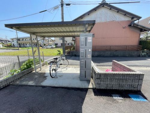 クレール ユニヴェールの玄関