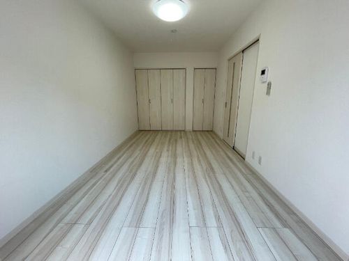 クレール ユニヴェールの居間