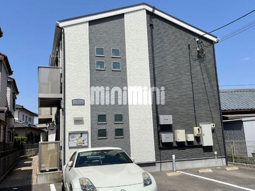 クレール ユニヴェールの外観