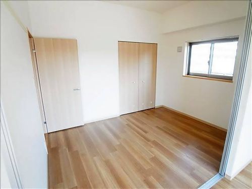 フェリーチャアイオイの居間