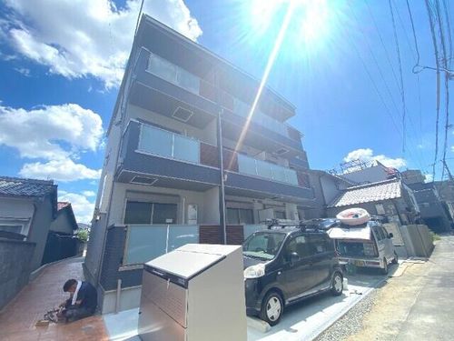 ハーミッツ・セル下新庄の外観