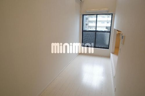 カーサ・ティエラの居間