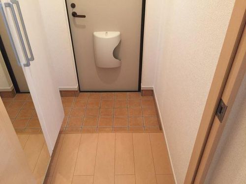 ラヴァーズEの玄関