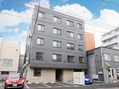 北海道札幌市中央区南十三条西7丁目(マンション)の賃貸物件の外観