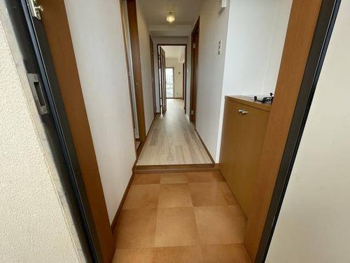 ベルヴュー小坂の玄関