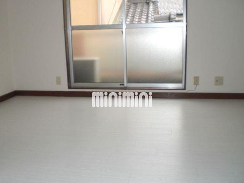 藤ヶ丘エステートの居間