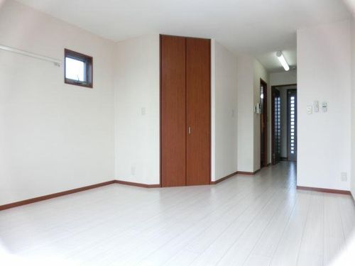 アネックス石ヶ崎の居間