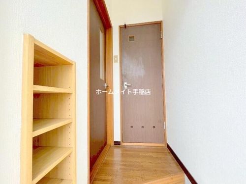 北海道札幌市手稲区前田九条14丁目(アパート)の賃貸物件の玄関