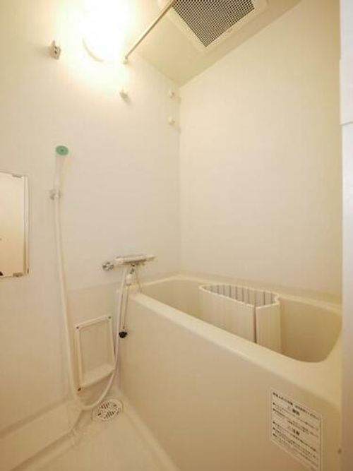 北海道札幌市中央区南六条東1丁目(マンション)の賃貸物件の風呂