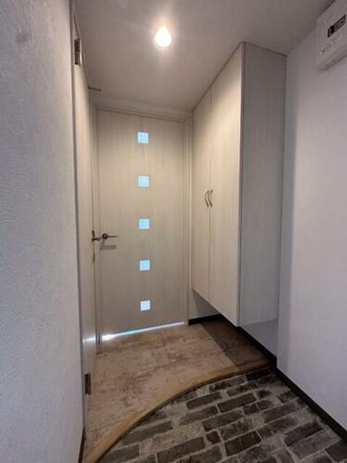 Raisin(レザン)の玄関