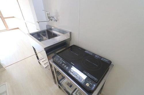 大阪府大阪市城東区成育2丁目(マンション)の賃貸物件のキッチン