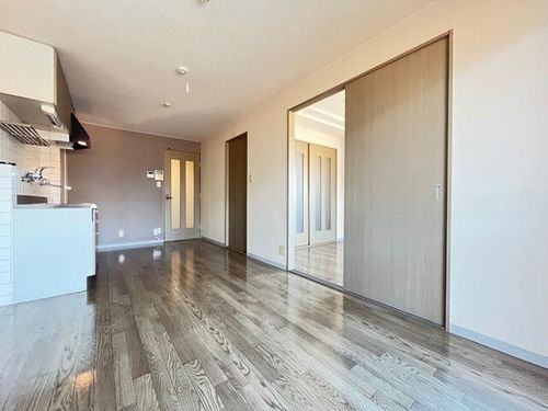 メゾンコンフォール203の内装