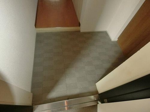 ライオンズマンション北鈴蘭台第21103の玄関