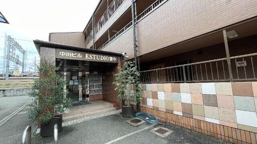 大阪府豊中市服部西町1丁目(マンション)の賃貸物件の外観